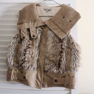 WOMANS OUTTER WEAR FAUX VEST